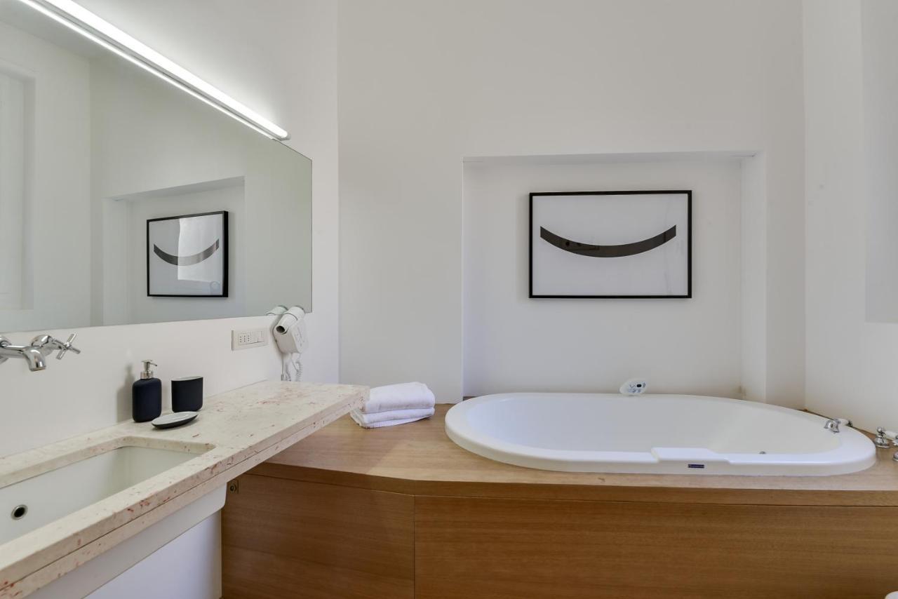 Sweet Inn - Borgogna Milan Bagian luar foto